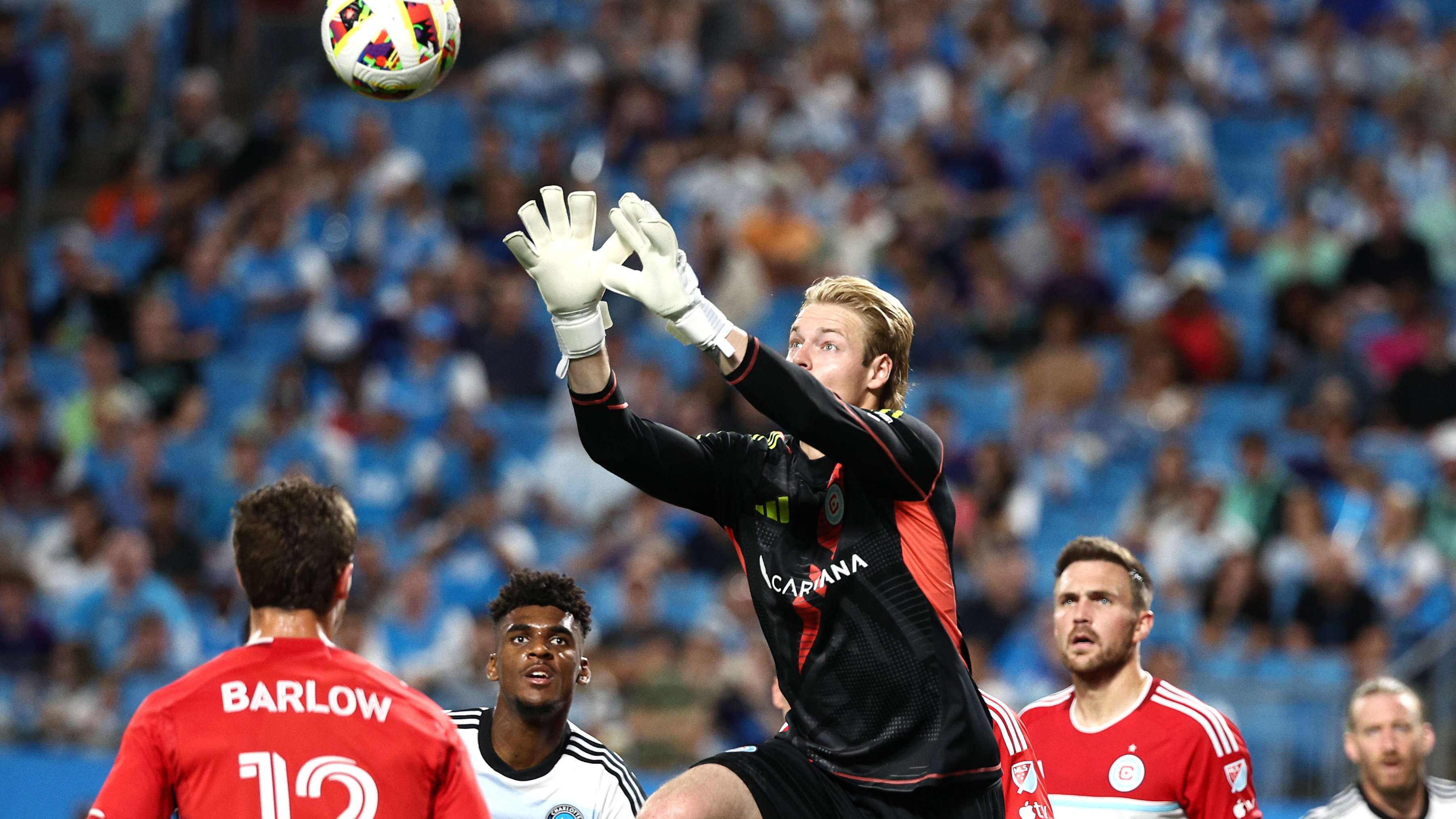 也充满了期 也充满了期